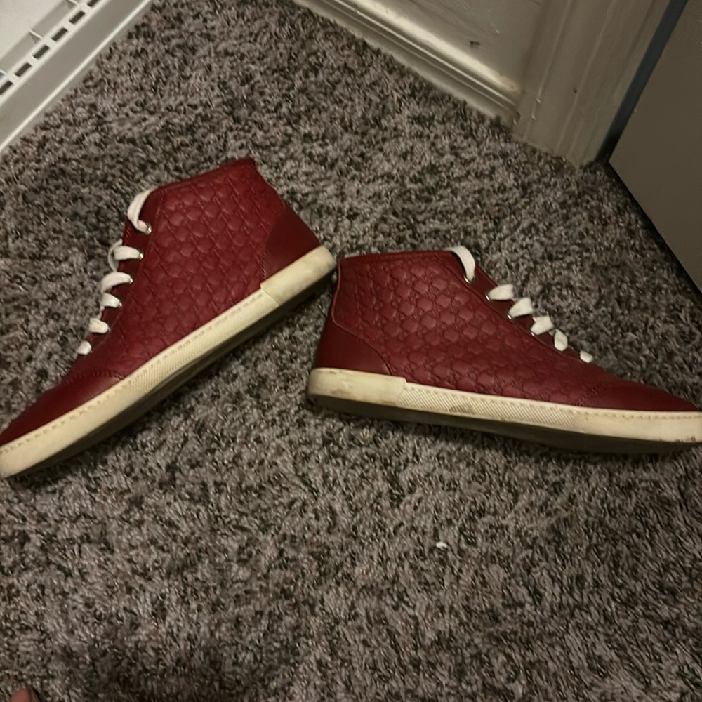 Gucci ladies sneakers
